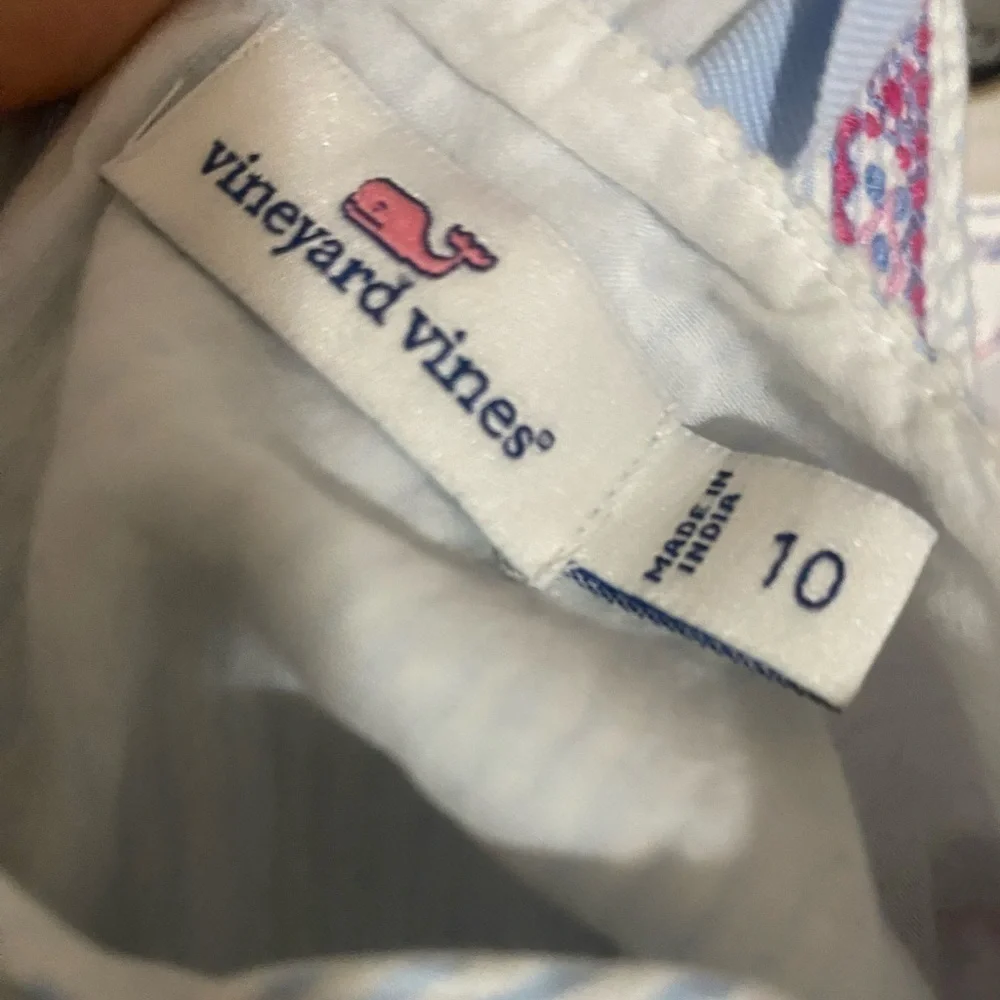 Vineyard Vines girls size 10 seersucker blue & white striped shift dress